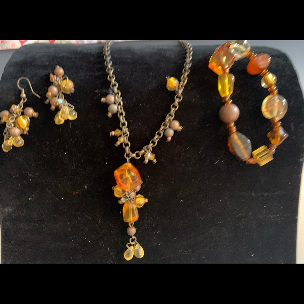 Beautiful 3 pc sets